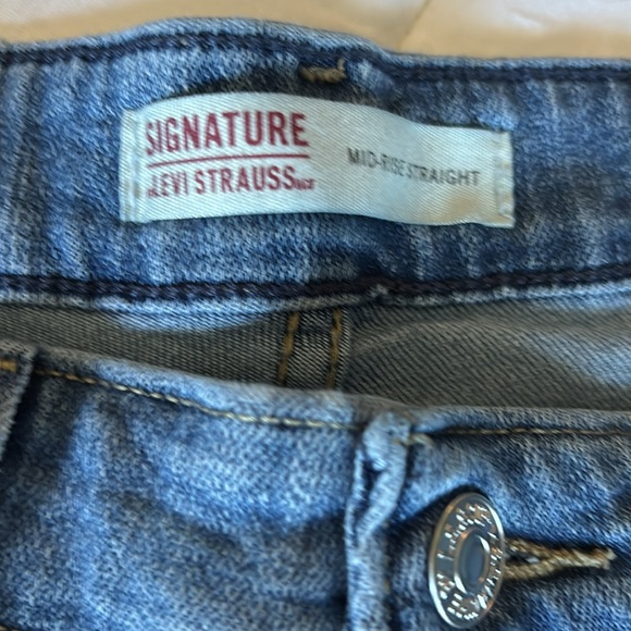 LEVI STRAUSS MID-RISE STRAIGHT LEG BLUE JEANS SIZE 12 - Picture 4 of 7